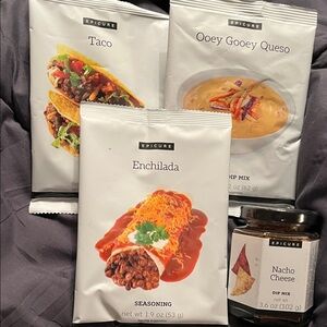 Epicure Seasoning and Dip Mix Set - Black and White